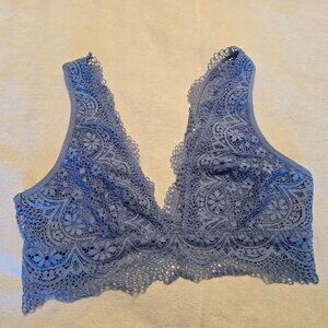 Victorias Secret Periwinkle Blue Lace Bralette Medium M 361989-95W SO Pretty!